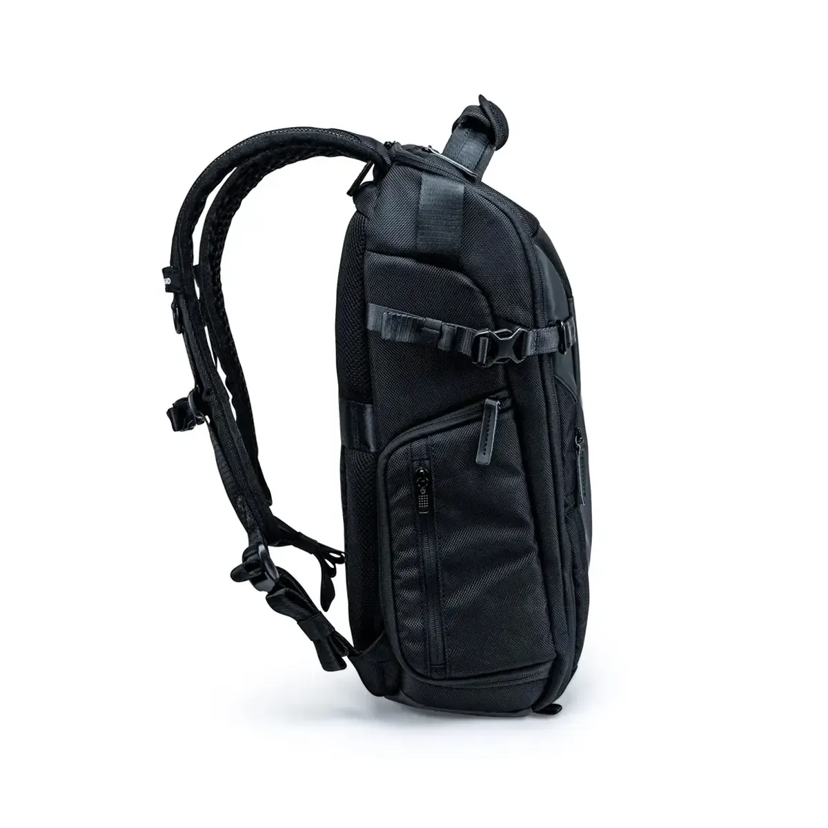 Vanguard Durable Polyester VEO Select 45 BFM BK Professional Backpack-Black (VESELECT45BFMBK)